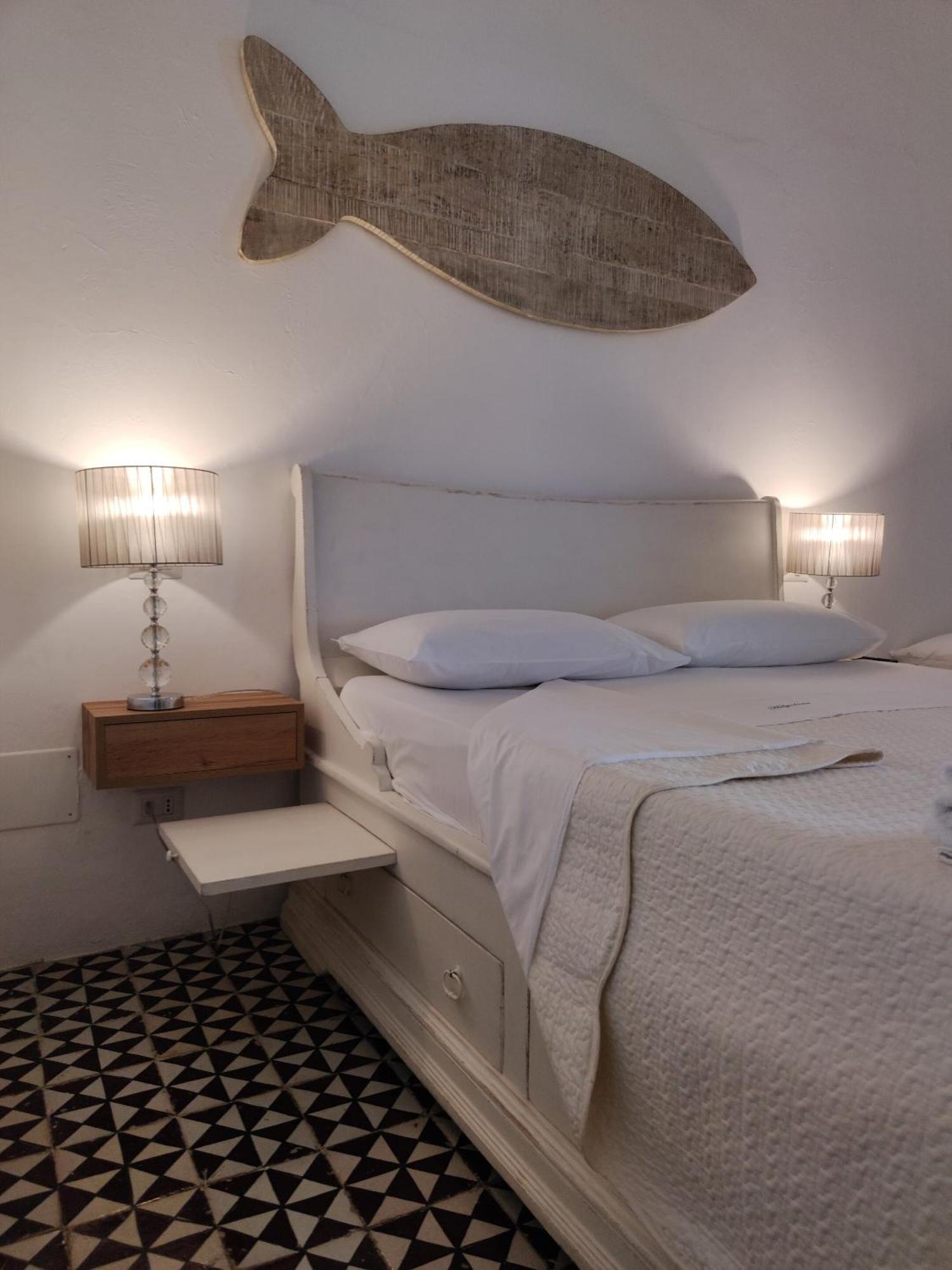 Halgoduria Hotel Santa Marina Salina Quarto foto